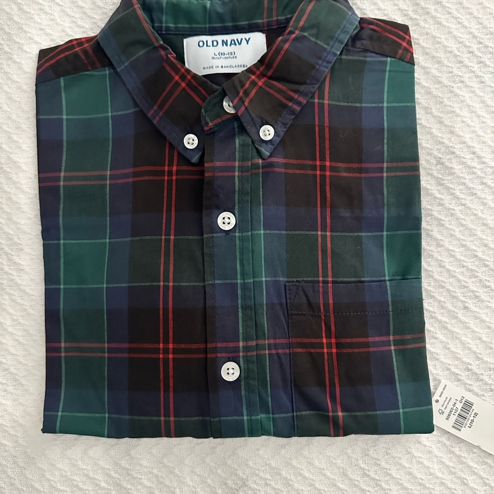 Boys Green Plaid, Long Sleeve Shirt
Sz L (10-12)
NWT